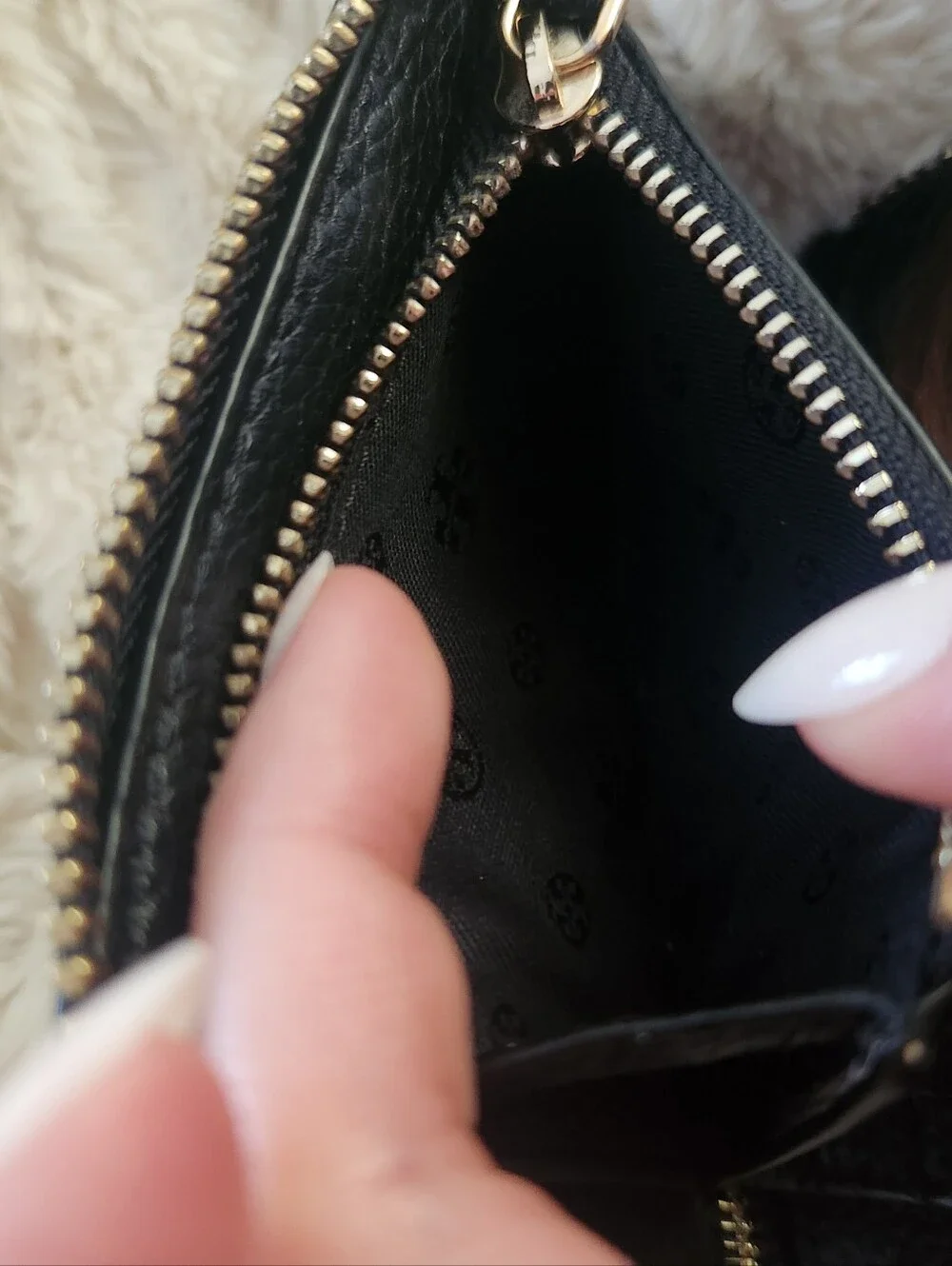 Tory Burch black pebbled